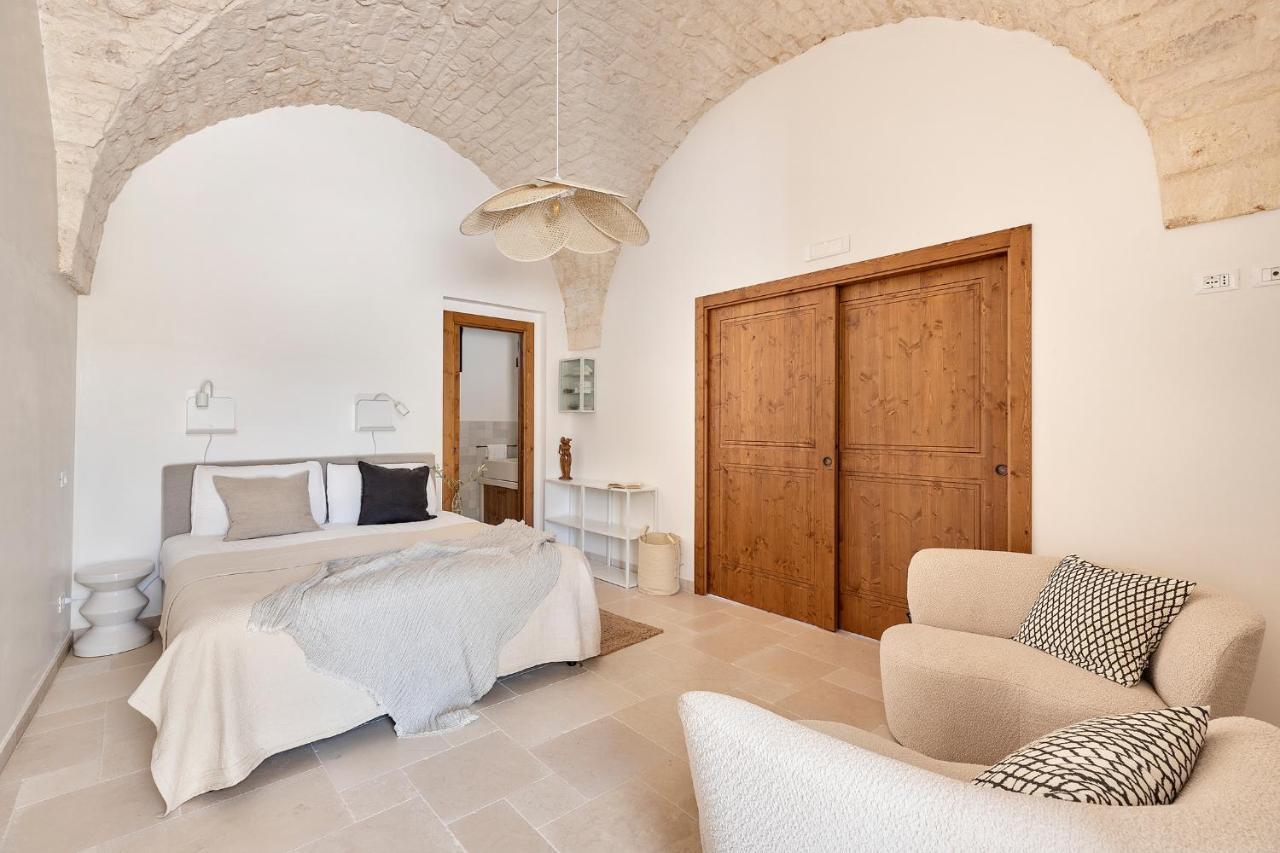 Vilaa Isa Beautiful Villa And Trullo In Ostuni Exterior foto