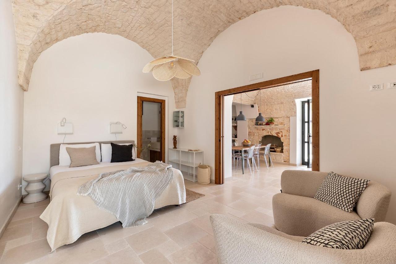 Vilaa Isa Beautiful Villa And Trullo In Ostuni Exterior foto